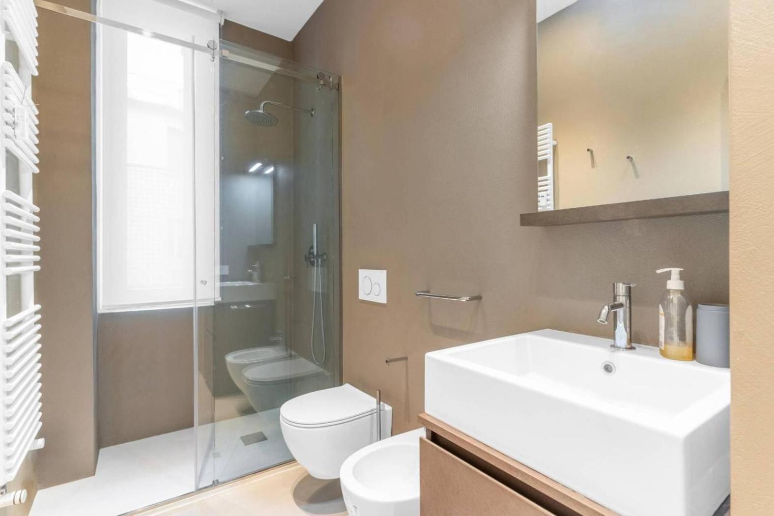 Cleopatra - Monolocale Per 2 Persone Centrale Buenos Aires Milano Ngoại thất bức ảnh